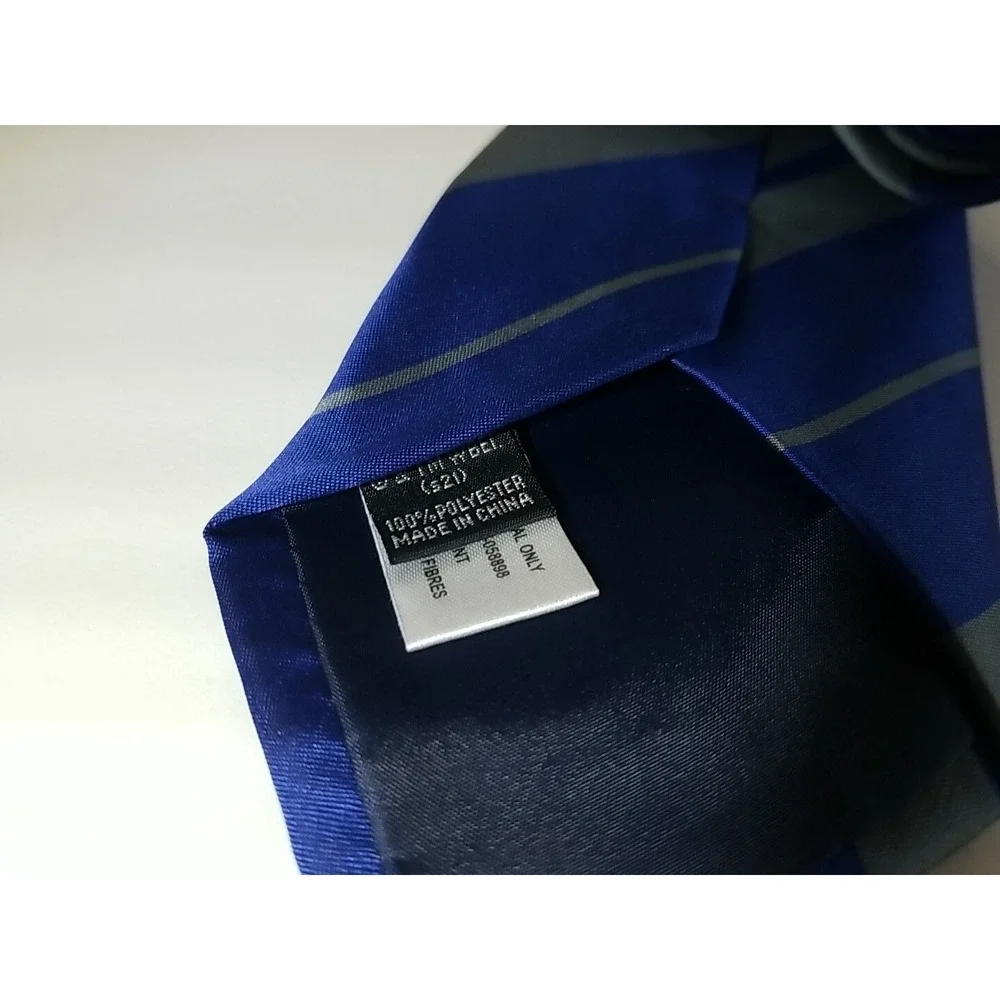 Harry Potter Men's Ravenclaw‎ Hogwarts Tie Length 55 Inches Width 3.5 Inches